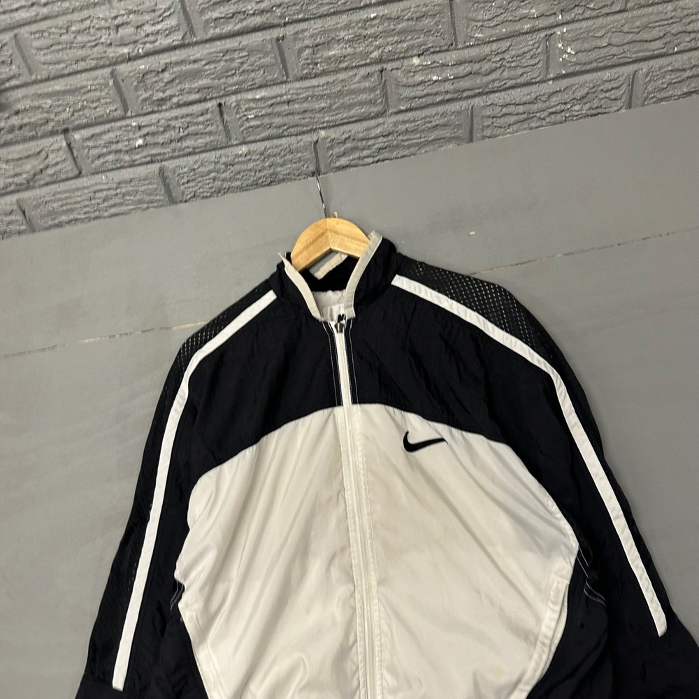 Nike Windbreaker Jacket Black White Full‎ Zip Swoosh Logo Athletic Size M